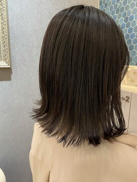 カシータフロル ららぽーと愛知東郷店(Casita flor) 【casita flor】インナーカラー　オリーブグレー