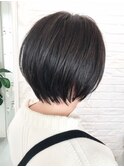 丸み束感ショート