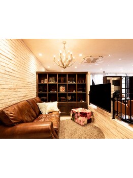 HPB AWARD2025 BESTSALON SILVER Prize受賞[カラ-+カット+マイクロバブルケア\5500]価格以上の価値を貴方に