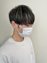 ベッロ(Bello)&nbsp;ハイトーンメッシュのマッシュスタイル