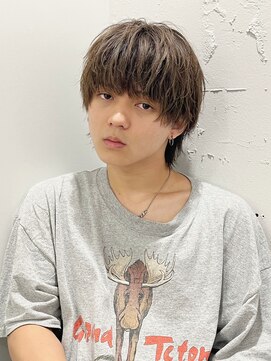 ゴールドシブヤ(GOALD SHIBUYA) ツイストスパイラル波打ちスパイラルセンターパート刈り上げ束感