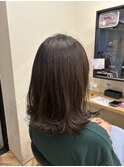 グレーベージュ