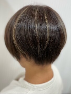 ソシエ 上大岡店 白髪ぼかしハイライト/大人女性/40代/50代/60代