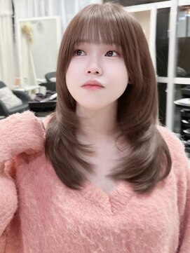 ジィルム(XELM) レイヤーカットオリーブベージュ【高崎/高崎駅/高崎駅西口】