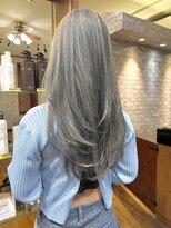 ヘアークルーズピース (hair cruise Piece)&nbsp;ロングヘア/シルバー／レイヤースタイル