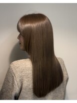 シュールトルワ(SUR TROIS)&nbsp;ブリーチ無しベージュカラー