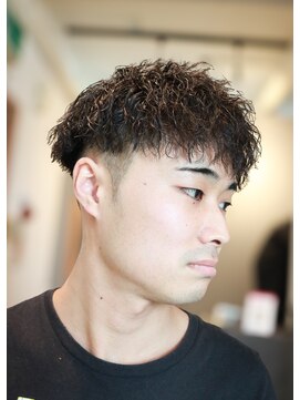 グラッドマンズカットクラブ 立川(GLADMAN'S CUT CLUB) メンズカットツイストスパイラルパーマメンズパーマ