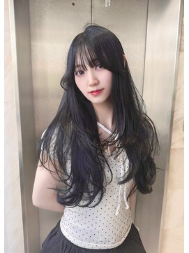 リリー(Lilley) 羽エクステ/ナチュラル縮毛矯正/韓国ヘア/レイヤーカット