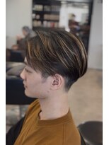 サーカス(circus)&nbsp;ツーブロックフェザーショート