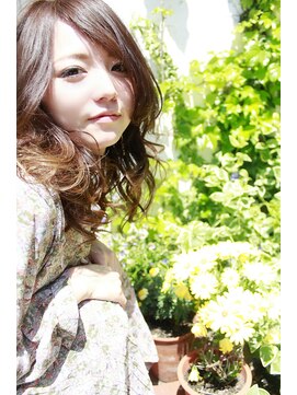 ヘアーラウンジ アンフィ 井土ヶ谷(Hair Lounge Anphi) 【Anphi】グレージュグラデーション