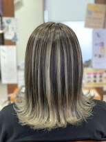 ヤソ(yaso)&nbsp;バレイヤージュ  太め  ロブ