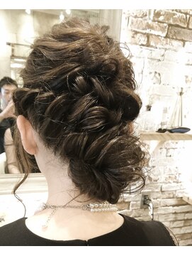 ドライブアンドビジョン 池袋(Drive&Vision) 大人かわいい着物ヘア外国人風[池袋/髪質改善]