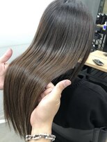 フォンズ(FONS)&nbsp;髪質改善　酸熱トリートメント うるつやロング シアーベージュ