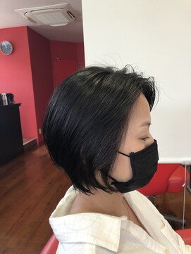 ヘアクリニック サロン プティ くびれショートボブ