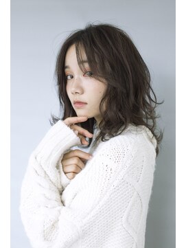 ラベスト バイ セロ 池袋メトロポリタン前(LOVEST by CERO) ミディアム/オリーブカラー［池袋駅 髪質改善 弱酸性縮毛矯正］