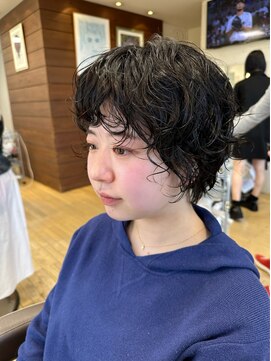 アートランドユージン(art land u-jin) ショート癖毛風パーマ