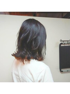 カミケン 方木田店(kamiken.) 美髪インナーカラー×ミディアムレイヤー【カミケン方木田店】