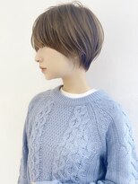 アンド ストーリーズ(&STORIES) 大人可愛い前髪ありのひし形マッシュショートパーマ20代30代