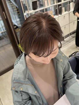 ステアケース 武蔵小杉店(stair:case) 白髪を柔らかく染めてぼかす