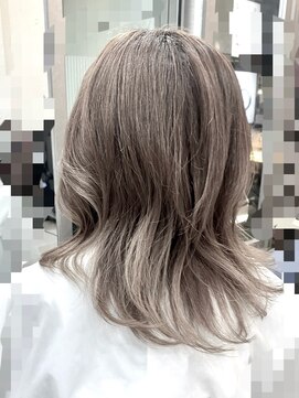 ヘアサロン ナヴィ 赤坂(NaVie AKASAKA) バレイヤージュ又はケアブリーチon カラーのフォルムレイヤー