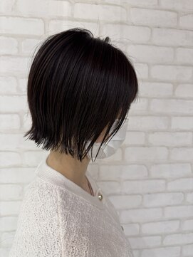 ビス リアン 川口店(Vis lien) 20代30代切りっぱなし外はねボブ前下がりグレージュ