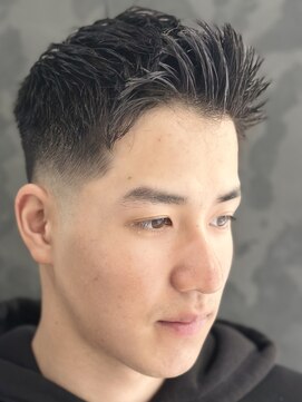 ヒロギンザ 大阪本店(HIRO GINZA) アップバング×スキンフェード