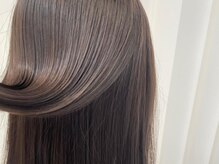 『赤みを抑える』『ツヤを重視』の2つの【ナチュラル淡色カラー】に特化☆要望に合わせた透明感＆ツヤを♪