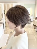 大人の雰囲気丸みくびれショートレイヤー