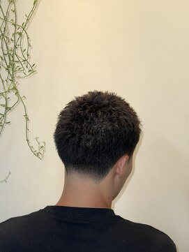 ツーエイチ 新宿(2H) 新宿/テーパーフェード/buzz/メンズヘア