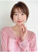 前髪ありショートレイヤーボブミルクブラウンナチュラル縮毛矯正
