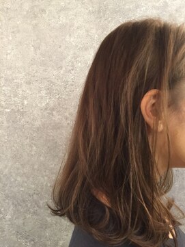 ロンド ルージュ 銀座店(Lond rouge) 【お客様ヘア】ナチュラルに入れるハイライト