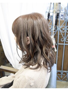 ヘアサロン テラス(Hair salon TERRACE.) うるツヤ ラベンダーアッシュ☆