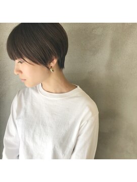 ミント(mint) 赤み抑えたグレー&ショート