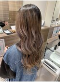 シャドウルーツ×ラベンダーベージュ