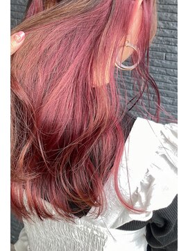 ヘアアンドビューティー クローバー(Hair&Beauty Clover) strawberry pink