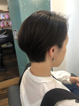 リブ(Lib) 【Lib】くびれハンサムショート×耳かけ大人オフィススタイル