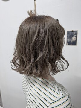 ヘアーデザインサロン スワッグ(Hair design salon SWAG) グレージュ
