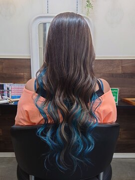 ミアロ 泉中央店(miaro) インナーカラー×ブルー