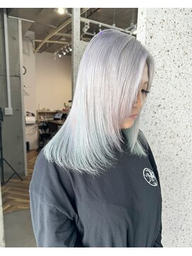 ラニヘアサロン(lani hair salon) ホワイト&アイスブルー/ショートボブ/ハイトーン【大名/天神】