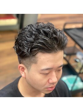 バーバーファースト(BARBER FIRST) バックパーマ