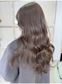 上品なツヤ感ダークブラウンウェーブ