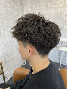 ユーエヌ(Un)の写真/再現性◎忙しい朝も簡単にスタイリングができるパーマスタイルで、忙しい朝も簡単にキマる！