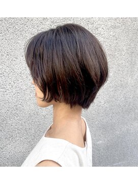 マノハル(MANOHARU) クセ毛でもまとまる　大人ショート