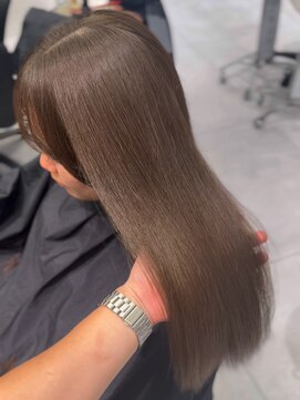 アテバイルイス 喜連瓜破(ATE by luis) ブリーチなしグレージュ