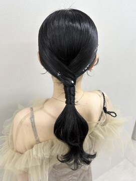 ソリン(Solin') タイトローポニー/金箔アレンジ