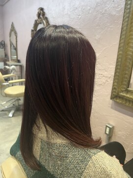 ミディアムストレート×ローズブラウン【西武新宿駅】