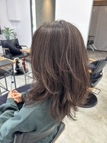 テラス トヨタ(Telasu Toyota)&nbsp;細かめハイライトとアッシュベージュカラー◎