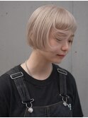 くせ毛多毛ショートミニボブ前髪ワイドバング顔周りレイヤー