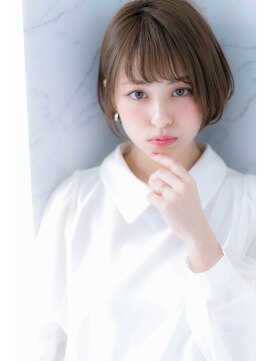 ローレン(LOREN) ＊LOREN＊透明感ブルージュ小顔ひし形シルエットショートボブ