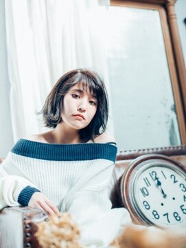 エマージュ 大宮(Emerge) ヌーディー外ハネミディ